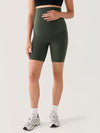 Natrelax® No Front Seam Maternity Shorts 6"